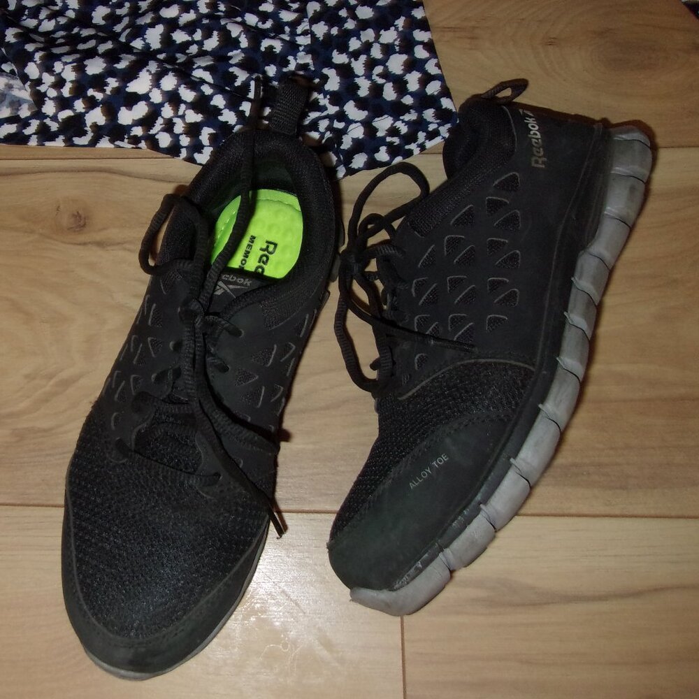steel toe memory foan sketchers mens 5.5 51/2 womens 71/2 7.5 black tennis shoes